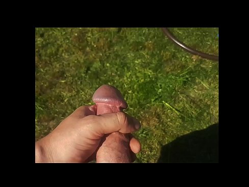 ❤️ گرم hottie پنهنجي گلابي pussy fucked حاصل ڪري ۽ هڪ اونهاري جي باغ ۾ squirt سان cums ️❌ ️❤